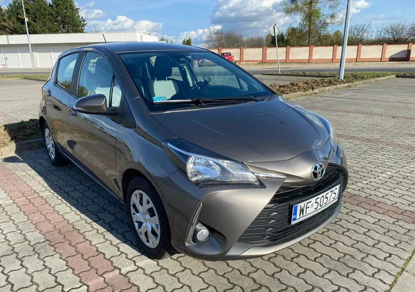 toyota yaris Toyota Yaris cena 48000 przebieg: 153352, rok produkcji 2018 z Warszawa